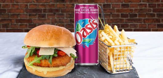 Menu L Pollo provolone burger